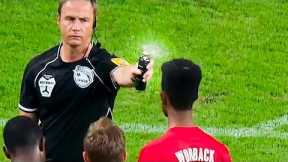 Try Not to Laugh at These Funny Moments in Football...