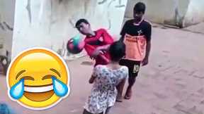FUNNY SOCCER FOOTBALL VIDEOS 🤣 CRAZY SKILLS, GOALS, FAILS, MEMES & MORE