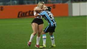 20 BEAUTIFUL MOMENTS OF RESPECT IN SPORTS