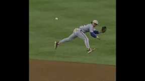 Juan Soto three hops the catcher from shallow right #baseball