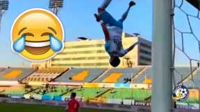 New Funny Footy Moments GALORE! Fails and Memes Compilation
